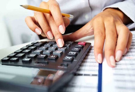 Indian Banks Collect Rs 7100 Cr in Minimum Balance Penalties in FY26